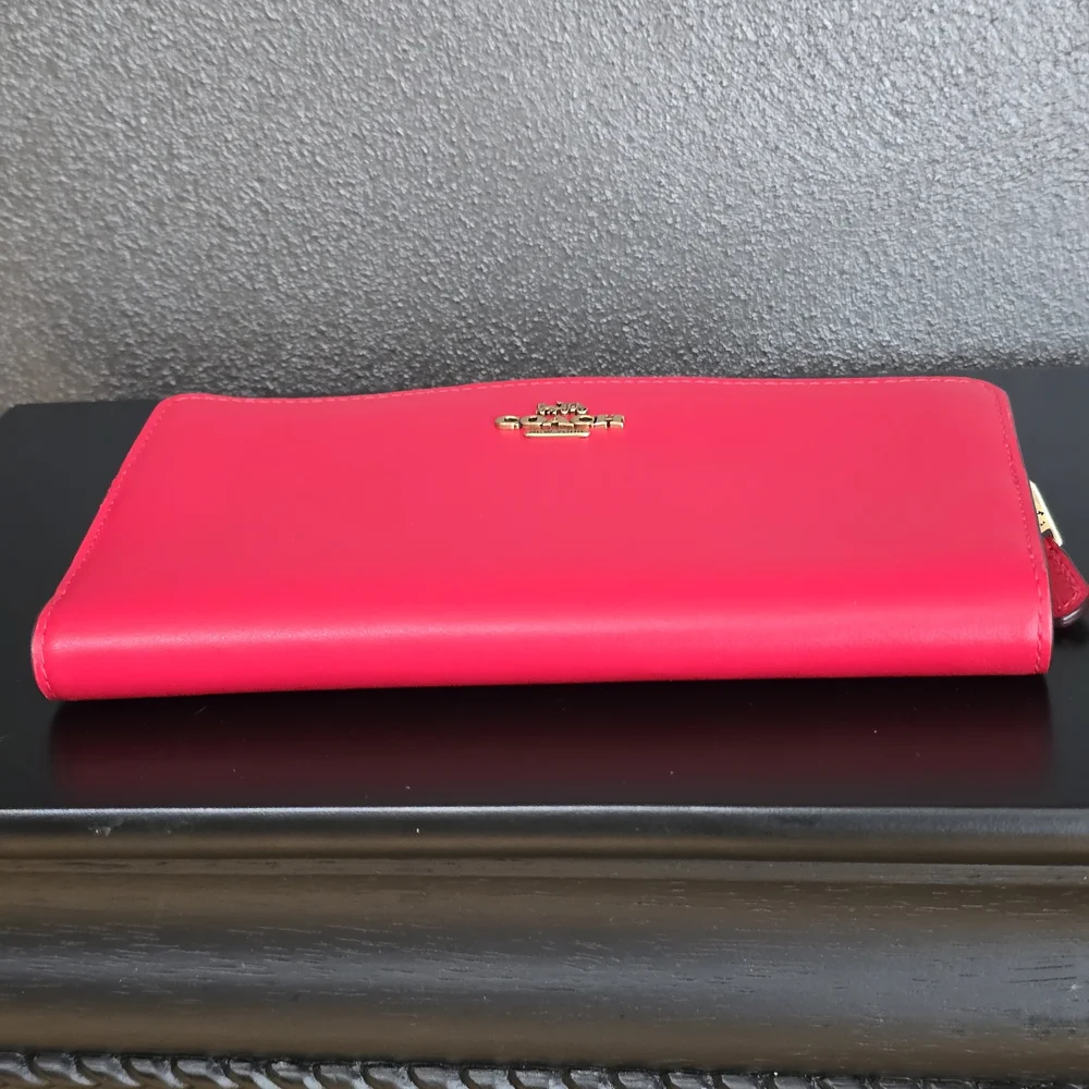 Coach Red Women's Wallet - Picture 7 of 12